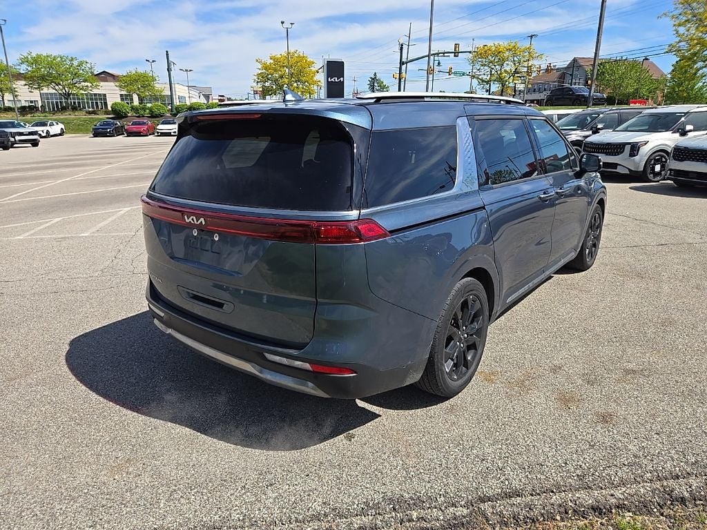 2024 Kia Carnival SX