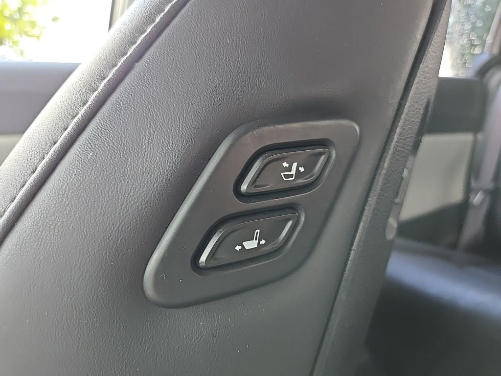 2024 Kia Carnival SX