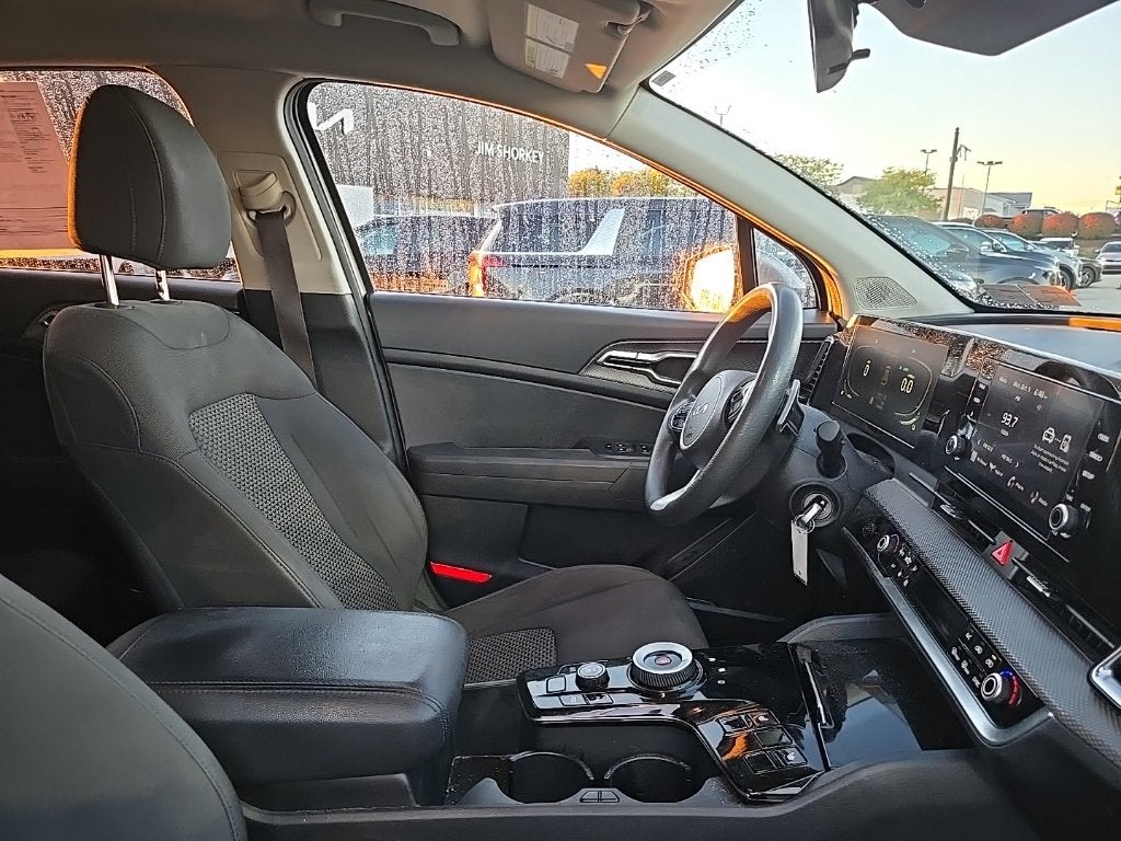 2023 Kia Sportage Hybrid LX AWD