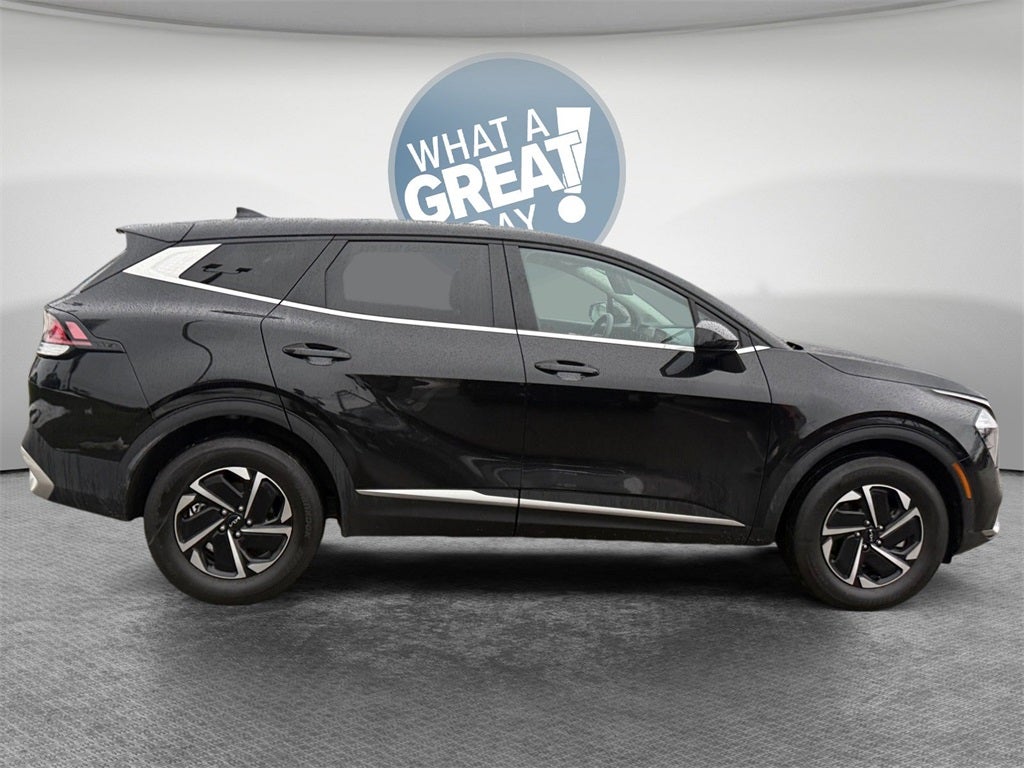 2023 Kia Sportage Hybrid LX AWD