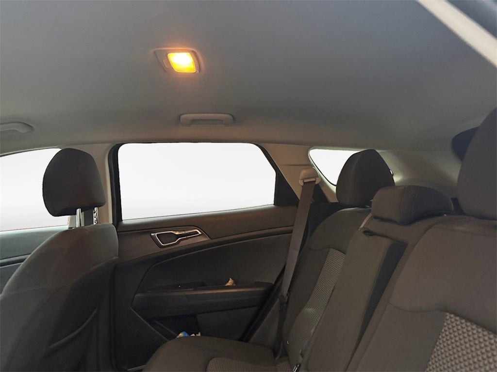 2023 Kia Sportage Hybrid LX AWD