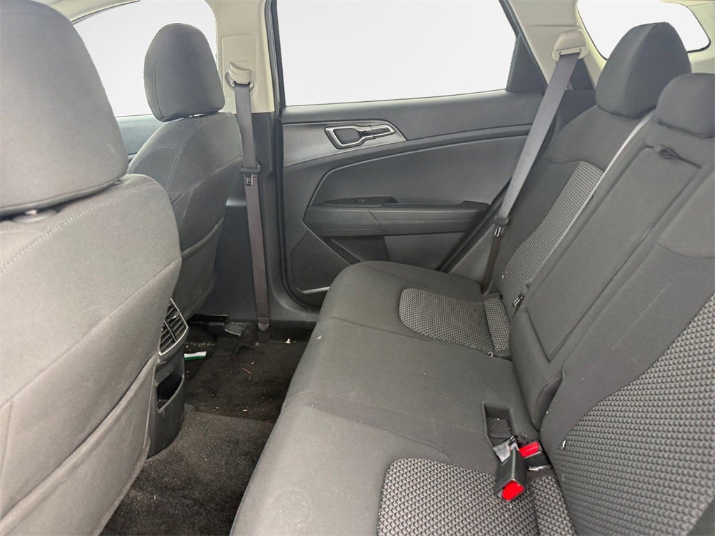 2023 Kia Sportage Hybrid LX AWD