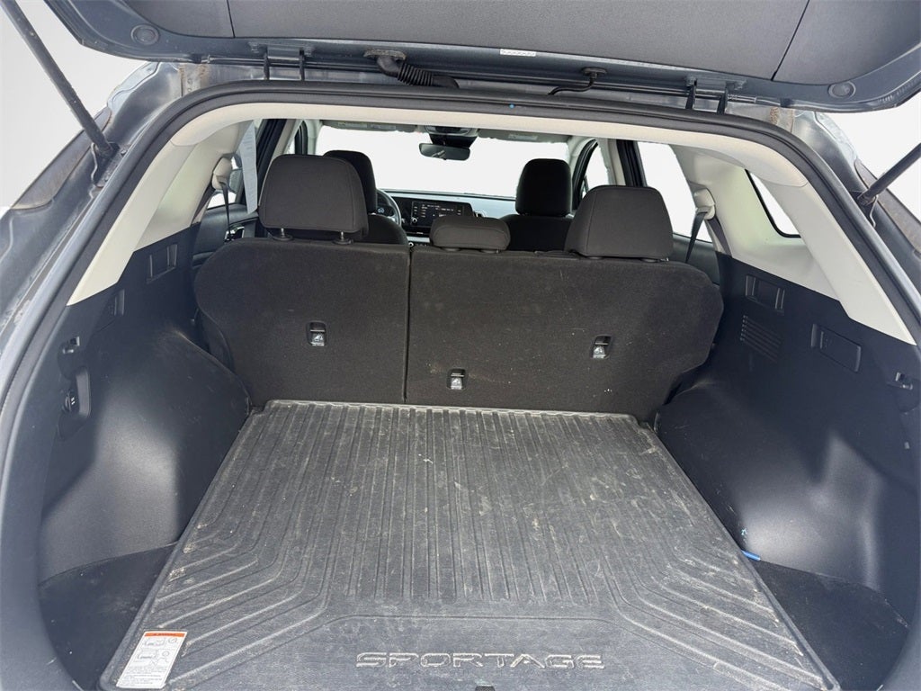 2023 Kia Sportage Hybrid LX AWD