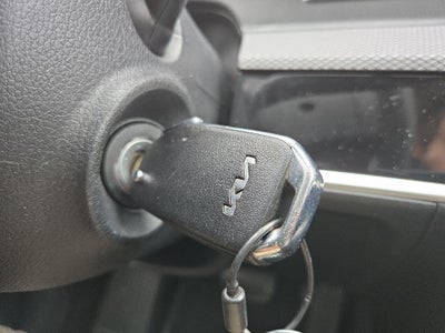 2024 Kia Sportage LX AWD