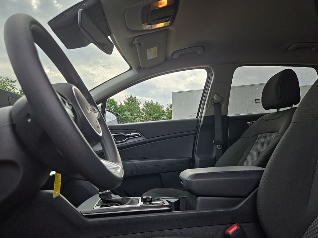 2025 Kia Sportage LX AWD