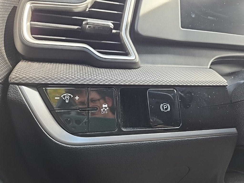 2024 Kia Sportage LX AWD