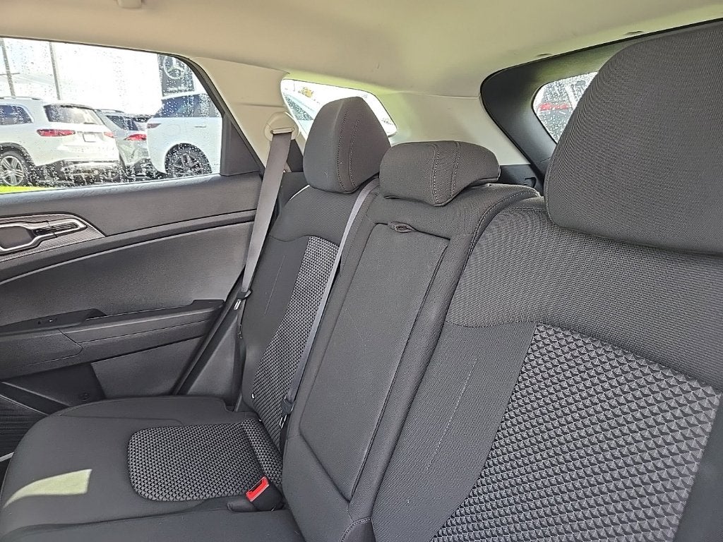 2024 Kia Sportage LX AWD
