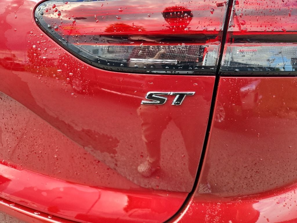 2023 Buick Envision Essence AWD