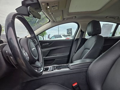 2019 Jaguar XE 25t Premium AWD