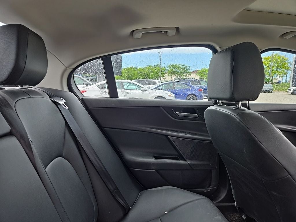 2019 Jaguar XE 25t Premium AWD