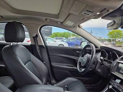 2019 Jaguar XE 25t Premium AWD