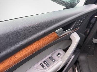 2022 Audi Q5 45 S line Premium quattro