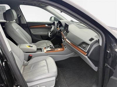 2022 Audi Q5 45 S line Premium quattro